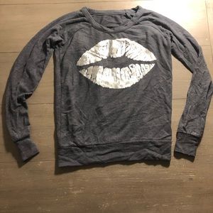 Grey sweatshirt
